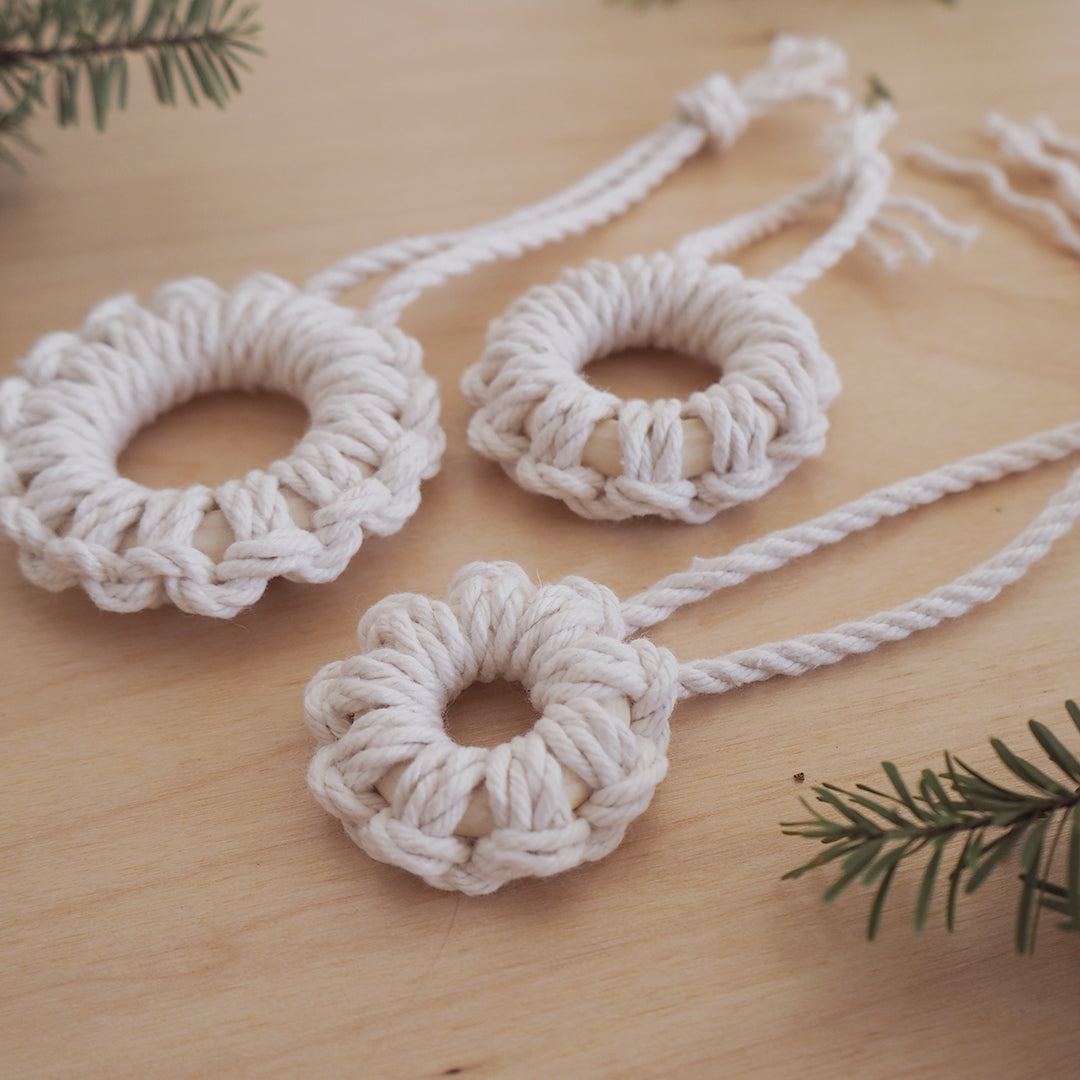 Ornements en macramé